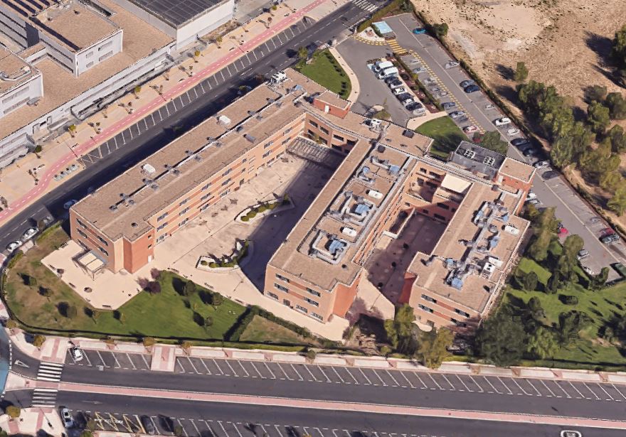 RESIDENCIA CON CENTRO DE DIA LAS ROZAS 
Localidad: Las Rozas - Madrid 
Superficie: 11.200 m2 
Descripción: Proyecto con DO integral de instalaciones  y licencia actividad