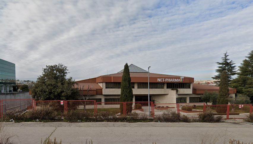 COMPLEJO NET-PHARMA 
Localidad: Alcobendas - Madrid 
Superficie: 9.000 m2 
Descripción: Proyecto con DO integral de instalaciones y licencia actividad